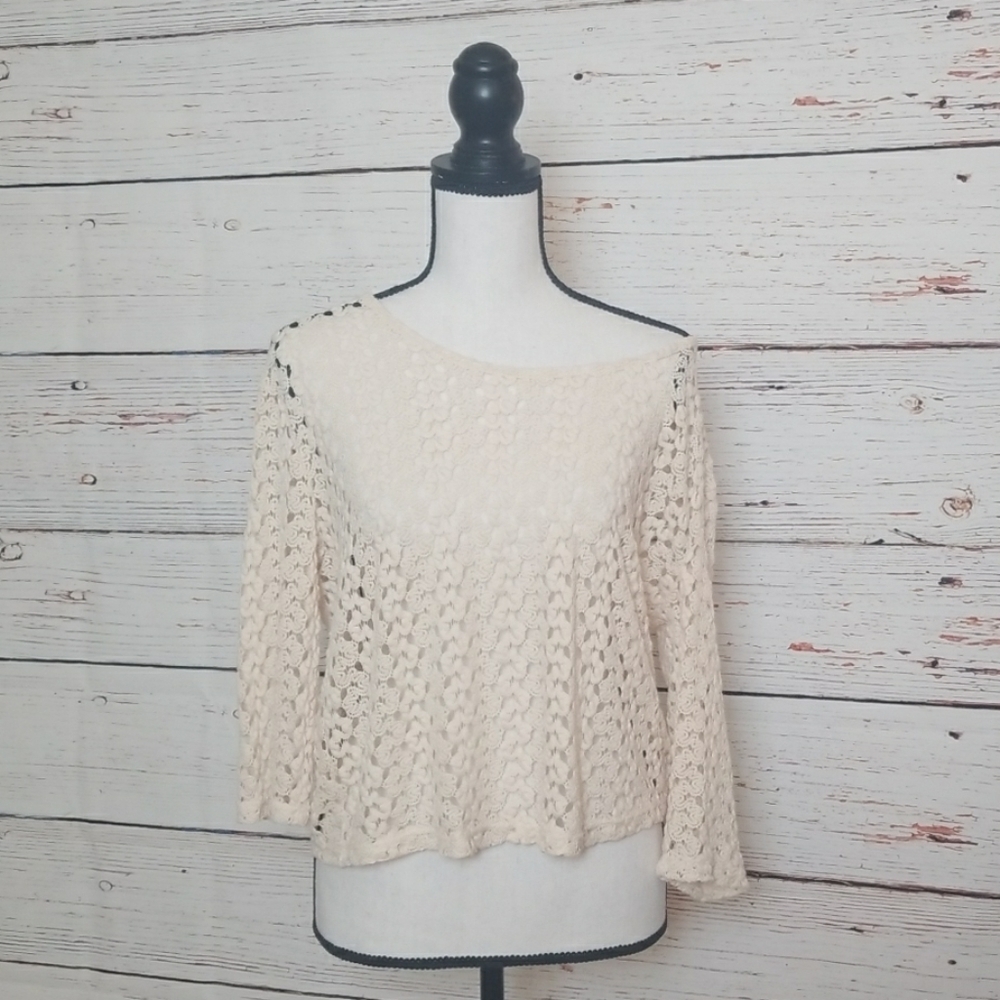 STARING AT STARS // ivory open knit wide neck top